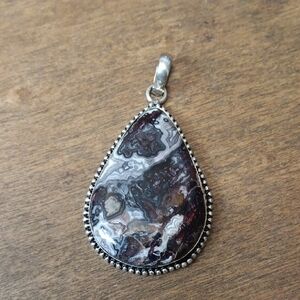 Agate Stone Teardrop Pendant